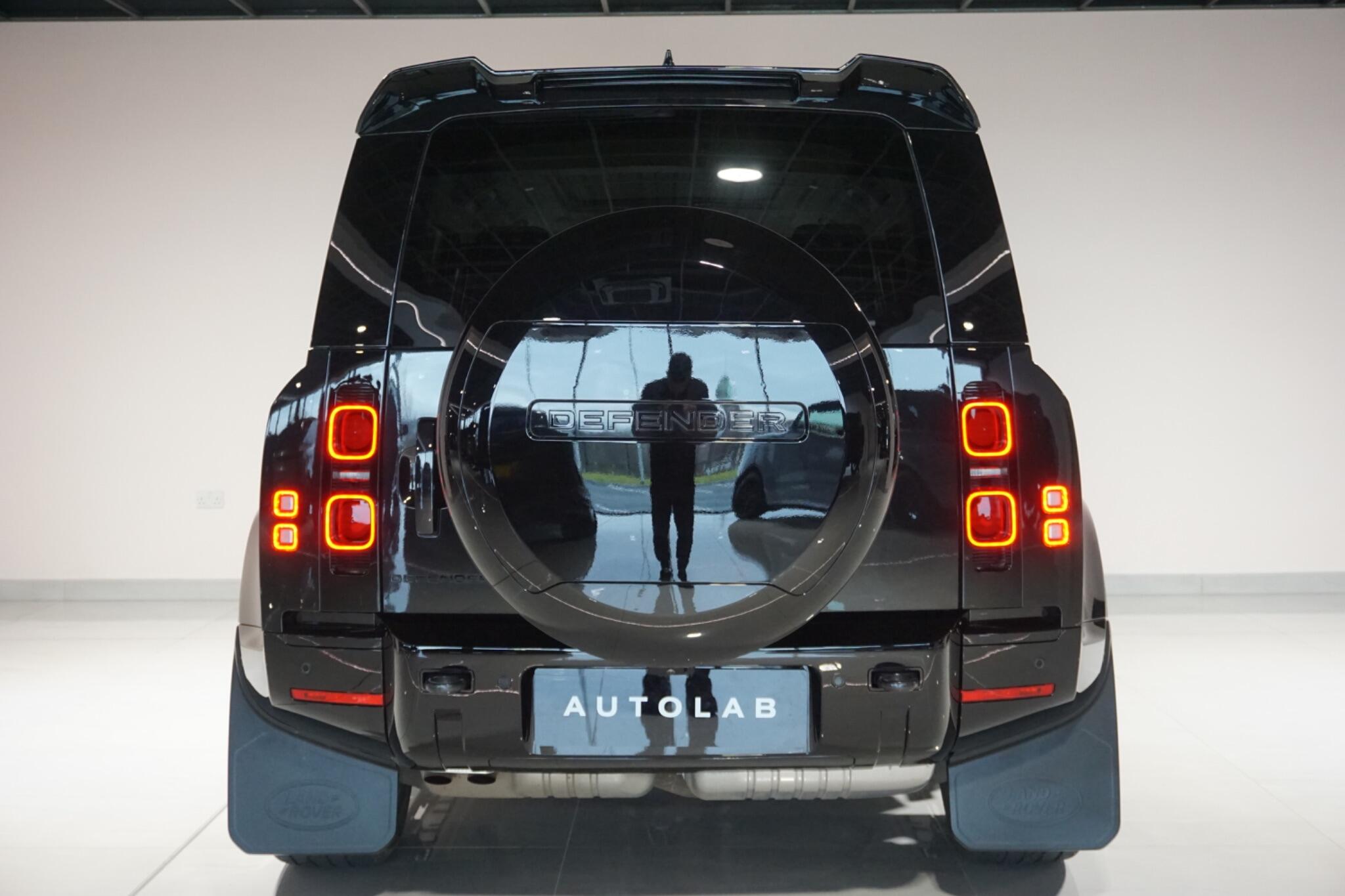 Land Rover Defender 110 3.0 D350 MHEV X-Dynamic HSE SUV 5dr Diesel Auto 4WD Euro 6 (s/s) (350 ps)